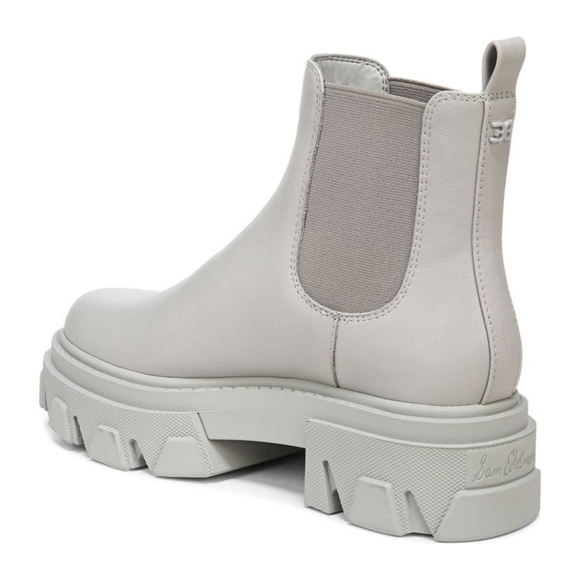 NIB Sam Edelman Daelyn Lug Sole Chelsea Boot - Picture 3 of 10